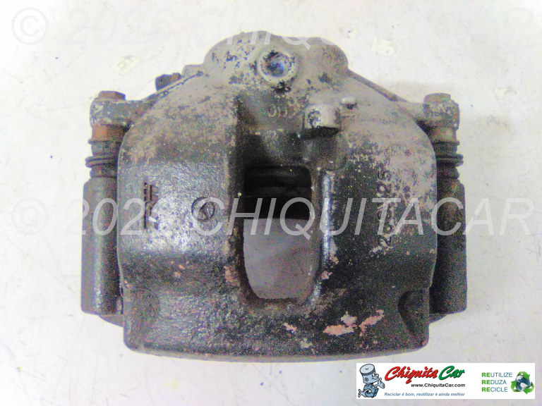 BOMBA TRAVÃO FRENTE ESQ MERCEDES Classe C (204) 