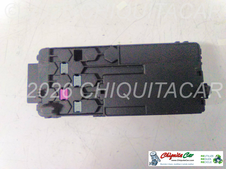 CAIXA FUSIVEIS TRAS MERCEDES Classe E (211) 