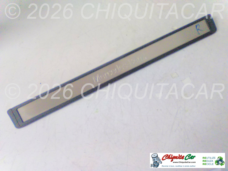 RODAPE PORTA FRENTE EXTERIOR MERCEDES Classe E (211) 