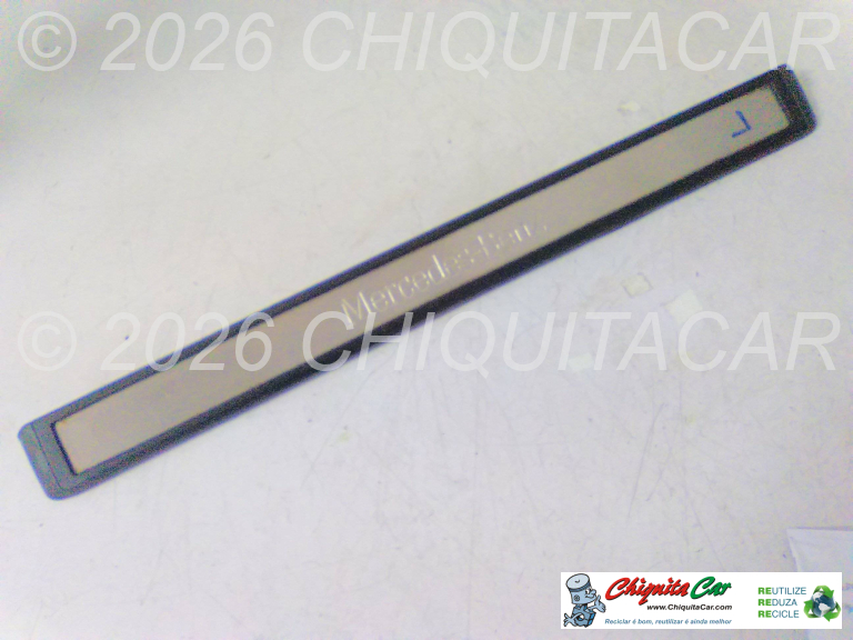 RODAPE PORTA FRENTE ESQ MERCEDES Classe E (211) 