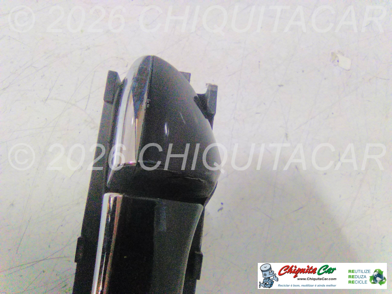 CANTO PUXADOR PORTA TRAS ESQ MERCEDES Classe E (211) 