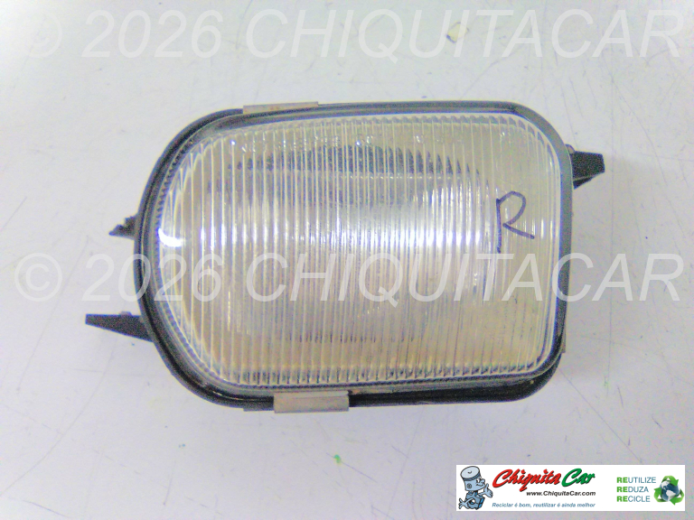 FAROL NEVOEIRO DTO MERCEDES Classe C (203) 