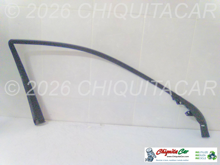PLASTICO ARO PORTA FRENTE ESQ  MERCEDES Classe C (203)  [2000-2008]