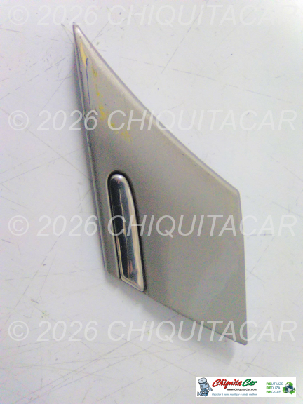 FRISO CAVA RODA TRAS DTO INFERIOR  MERCEDES Classe C (203) 