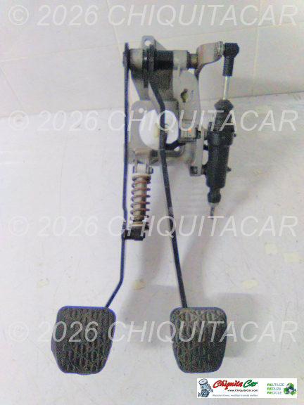 CONJUNTO PEDAIS MERCEDES Classe C (204) 