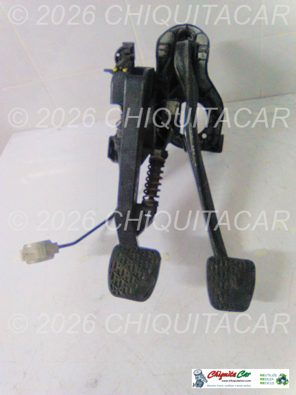 CONJUNTO PEDAIS MERCEDES Classe C (204) 