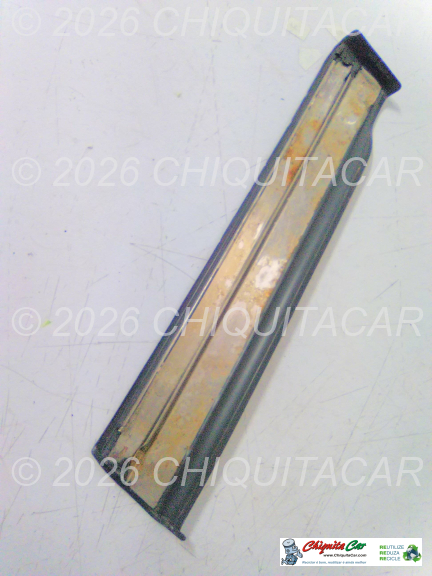 FRISO GUARDA LAMAS INF ESQ MERCEDES 190 (201)