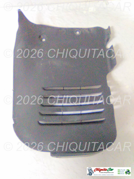 COBERTURA RODA FRENTE ESQ MERCEDES VITO (638)