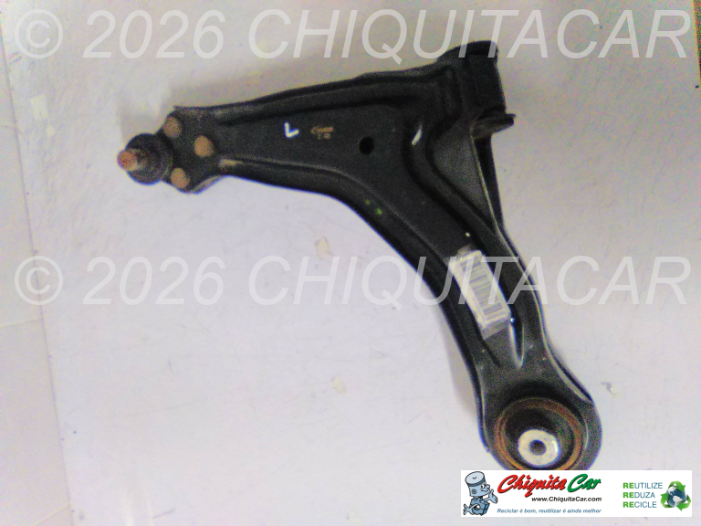 TRIANGULO SUSPENSÃO FRENTE ESQ  MERCEDES VITO (638)