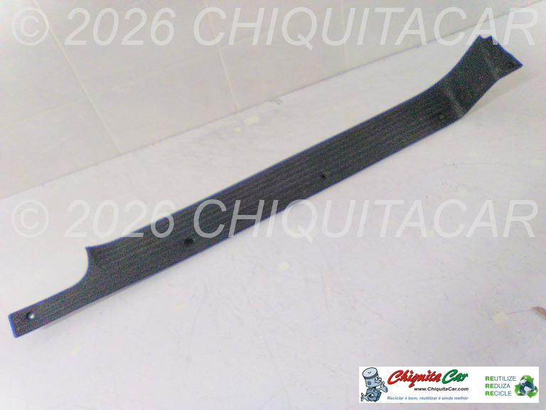 RODAPE PORTA FRENTE ESQ MERCEDES VITO (638)
