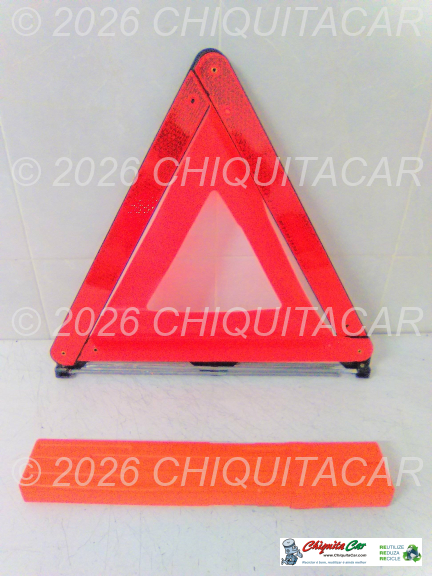 TRIANGULO PRE SINALIZAÇAO MERCEDES VITO (638)