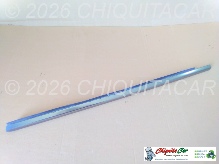 FRISO EXT VIDRO PORTA FRENTE ESQ  MERCEDES Classe C (202) 