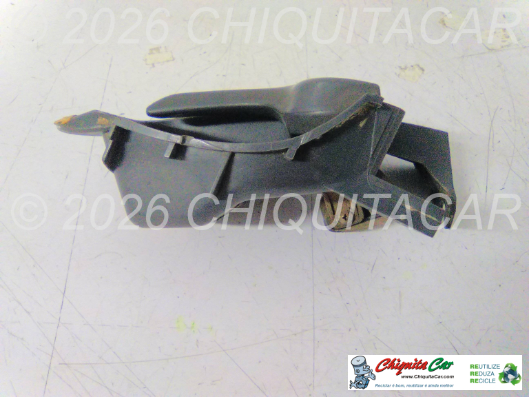 PUXADOR PORTA FRENTE ESQ INT MERCEDES VITO (638)