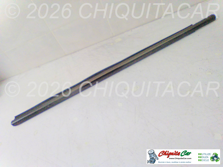 FRISO RASPADOR VIDRO FRENTE DTO EXT MERCEDES Classe E (211) 