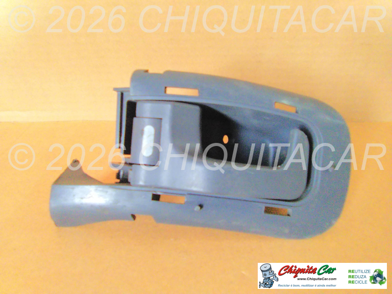 PUXADOR PORTA FRENTE ESQ INT MERCEDES VITO (638)