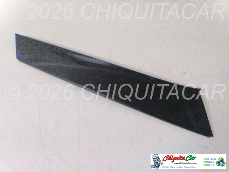REVESTIMENTO VERTICAL PORTA TRAS DTO Tras  MERCEDES Classe C (202) 