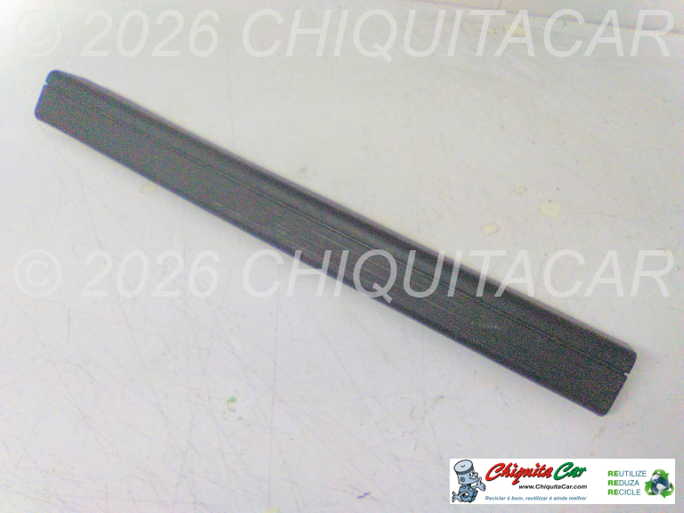 RODAPE PORTA FRENTE INT DTA MERCEDES Classe C (204) 