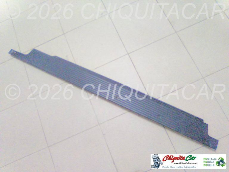 TRILHO PORTA CORREDIÇA DTA CENTRO  MERCEDES VITO (638)