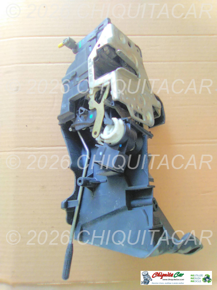 FECHADURA PORTA FRENTE ESQ MERCEDES Classe C (202) 