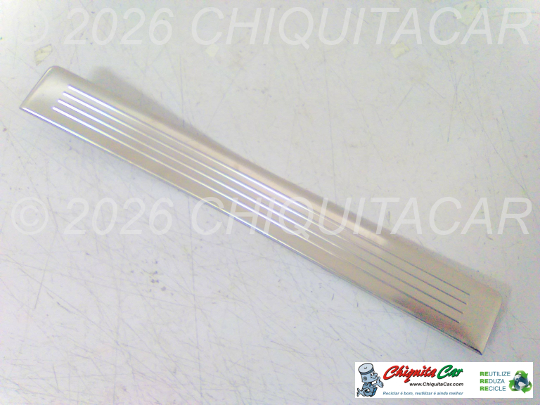 RODAPE PORTA TRAS ESQ MERCEDES Classe E (212) 