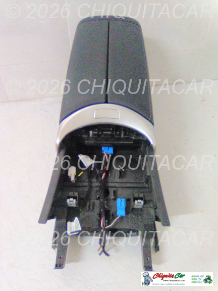 REVESTIMENTO CONSOLA CENTRAL MERCEDES Classe C (205) 