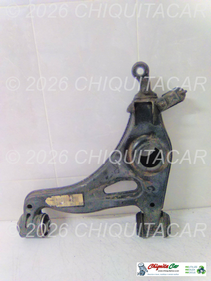 TRIANGULO SUSPENSÃO FRENTE ESQ  MERCEDES Classe C (202) 