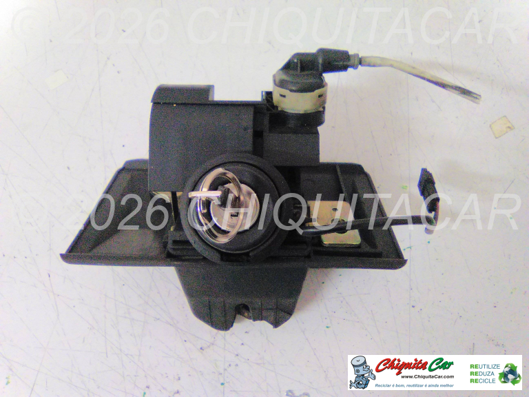 FECHADURA TAMPA MALA MERCEDES Classe C (202) 