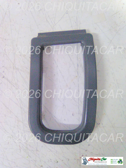 CAPA PUXADOR INTERIOR PORTA FRENTE ESQ MERCEDES VITO (638)