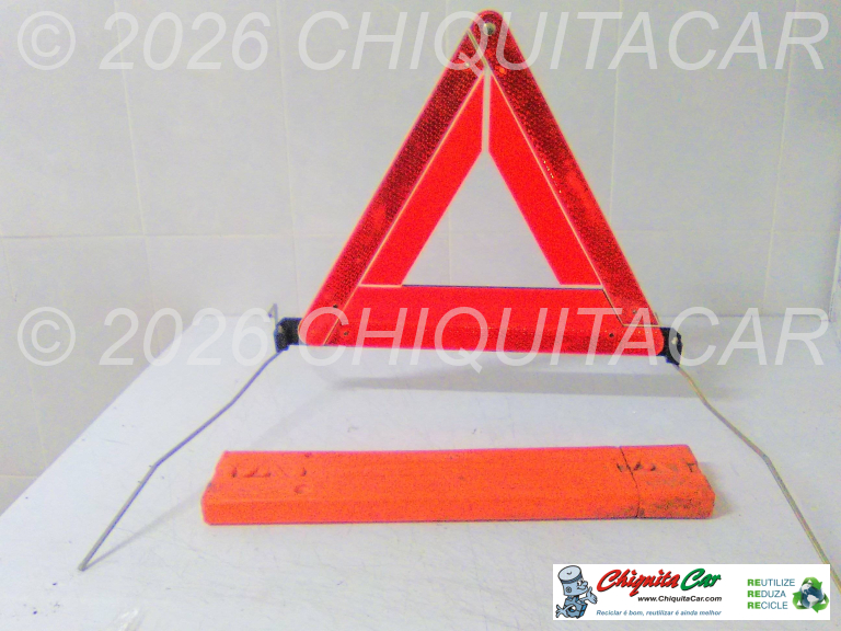 TRIANGULO PRE SINALIZAÇAO MERCEDES 124