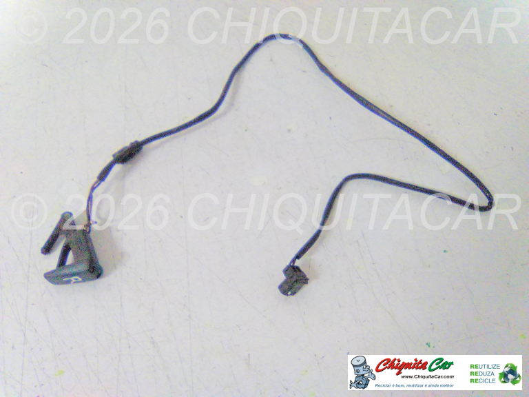 ESGUICHO CAPOT MERCEDES 124