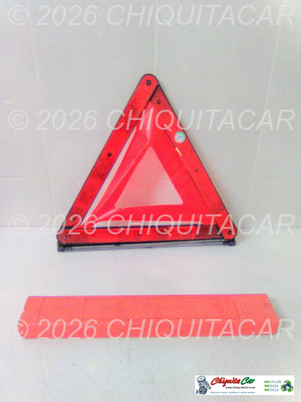 TRIANGULO PRE SINALIZAÇAO MERCEDES Classe C (203) 