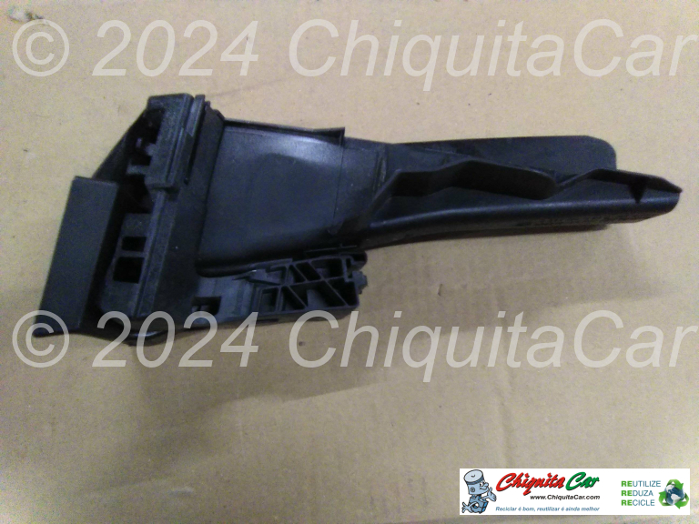 COBERTURA FECHADURA PORTA FRENTE DTA  MERCEDES  