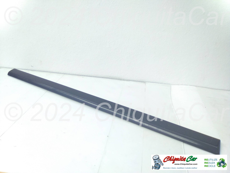 FRISO PORTA FRENTE ESQ CENTRO  MERCEDES Classe C (202) 