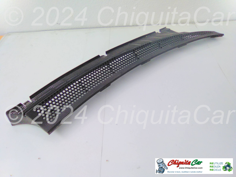 GRELHA INFERIOR PARA BRISAS ESQ MERCEDES Classe C (202) 