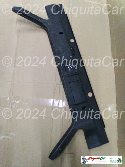 REVESTIMENTO MALA TRAS MERCEDES 124 [1984-1995]