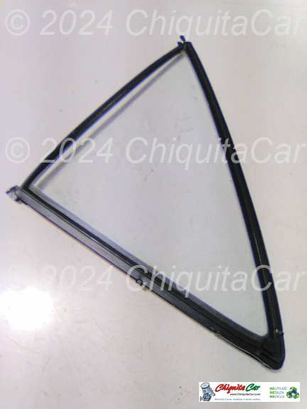 VIDRO TRIANGULAR TRAS ESQ MERCEDES 190 (201)