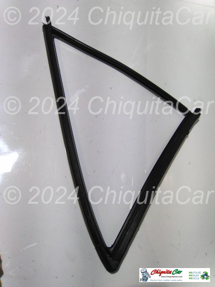 BORRACHA VIDRO TRIANGULAR TRAS ESQ MERCEDES 124