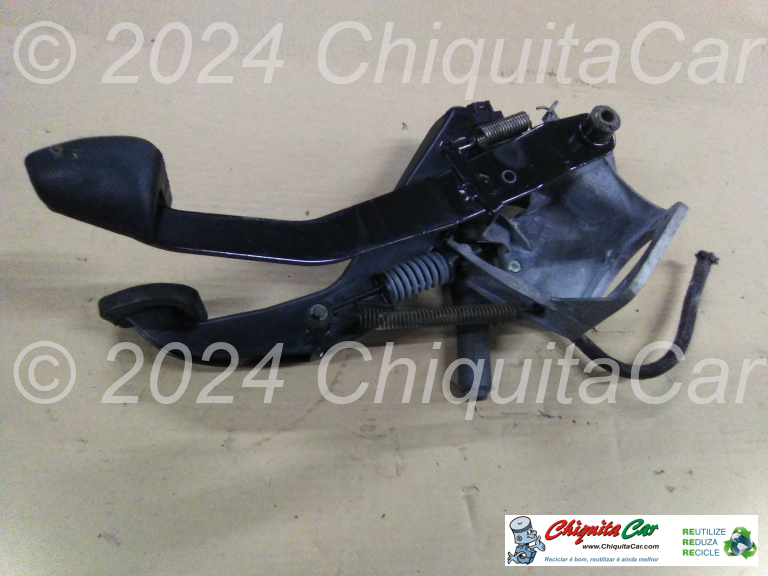 CONJUNTO PEDAIS MERCEDES Classe C (202)  [1993-2001]