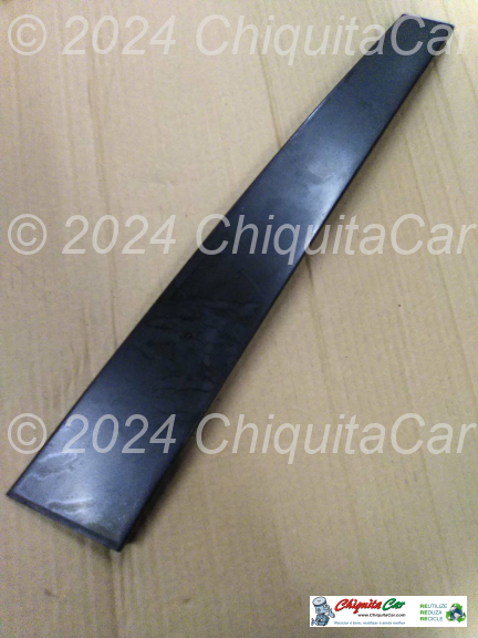 REVESTIMENTO VERTICAL PORTA TRAS ESQ Frente  MERCEDES Classe C (202)  [1993-2001]
