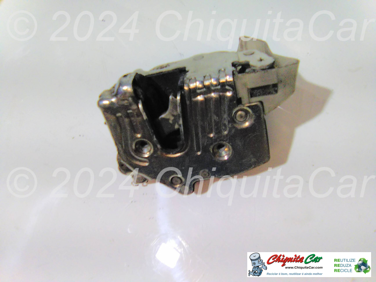 FECHADURA PORTA TRAS DTA MERCEDES 190 (201)