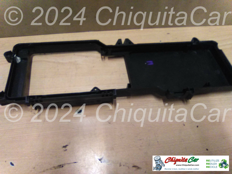 TAMPA CAIXA FUSIVEIS MERCEDES Classe E (210) 