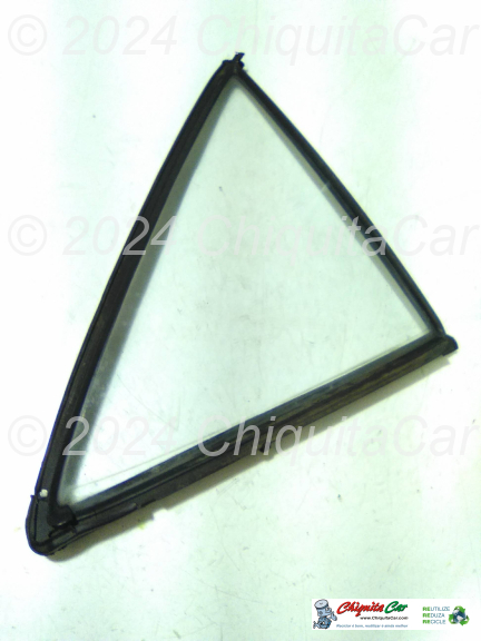 VIDRO TRIANGULAR TRAS DTO MERCEDES 190 (201)