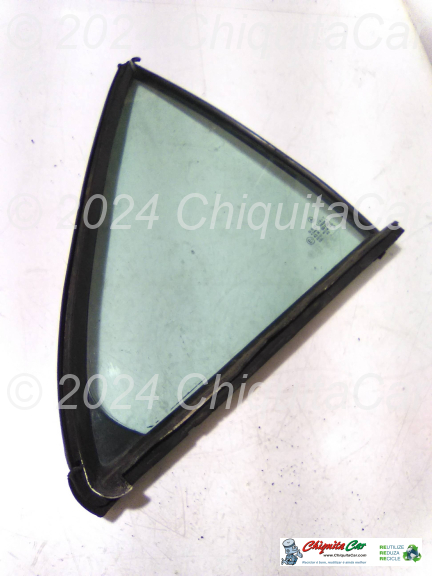 VIDRO TRIANGULAR TRAS DTO MERCEDES Classe C (202) 