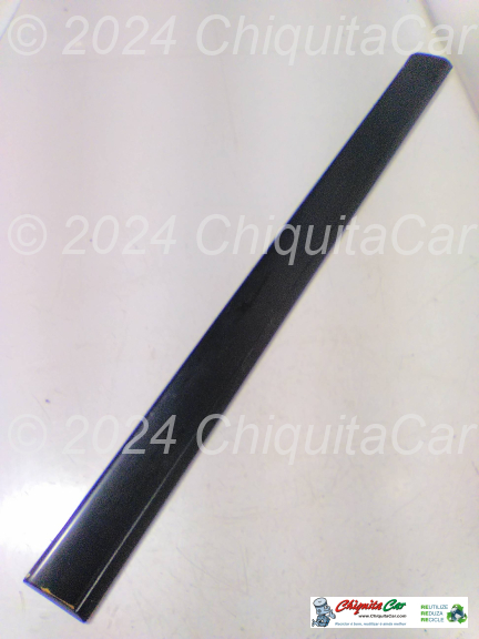 FRISO EXT PORTA TRAS DTA  MERCEDES Classe C (202) 