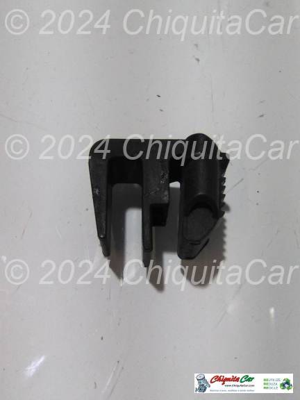 MOLA FIXAÇÃO RADIADOR MERCEDES 0