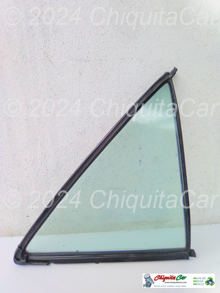 VIDRO TRIANGULAR TRAS DTO MERCEDES 190 (201)