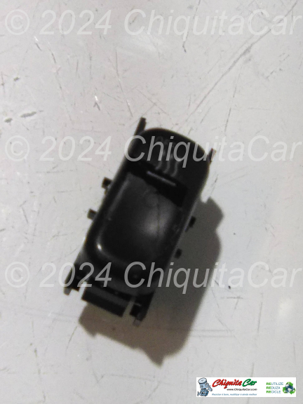 INTERRUPTOR DESEMBACIADOR MERCEDES Classe C (202) 