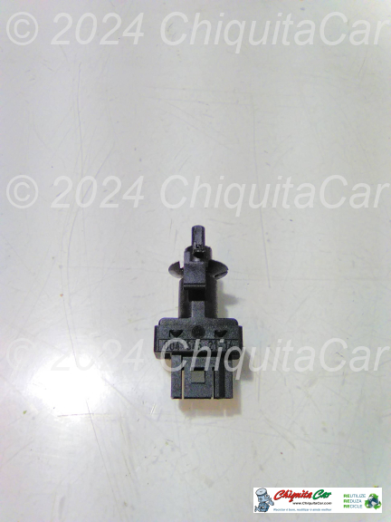 INTERRUPTOR PEDAL EMBRAIAGEM MERCEDES 0