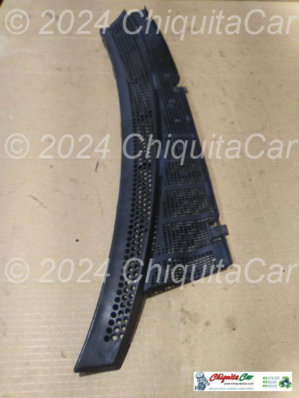 GRADE CANAL AR/AGUA DTO MERCEDES Classe C (202) 