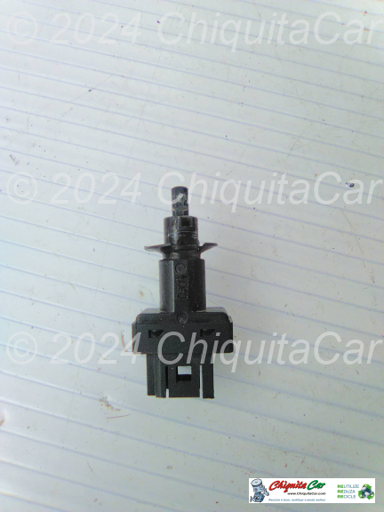 INTERRUPTOR PEDAL EMBRAIAGEM MERCEDES Classe C (202) 